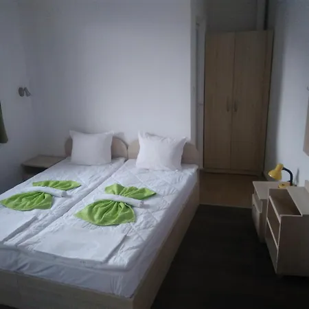 Guest house Aja